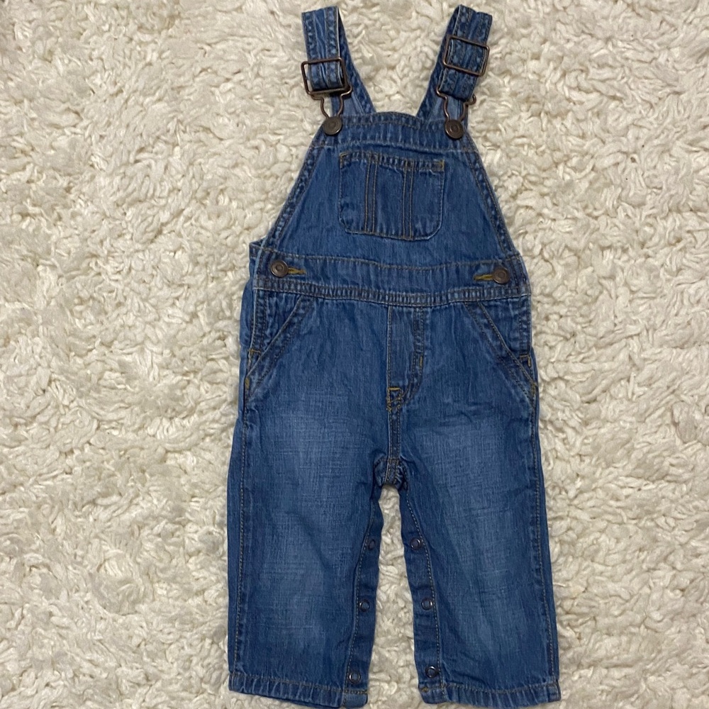 children’s place  baby boy or girl size 6mo - 9mo Denim  blue Jean Overalls ¥
